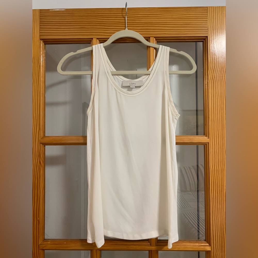 Ann Taylor LOFT Cream Shell Sleeveless Blouse Top Women’s Size Extra Small XS